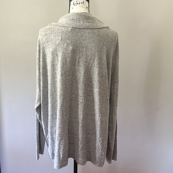 89th and Madison Shirt - Picture 4 of 6